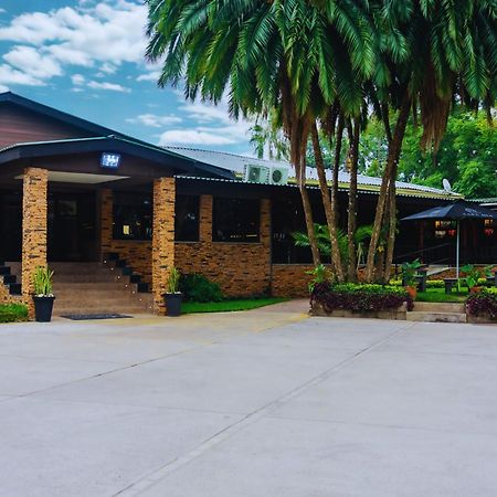 Casa Mia Lodge & Restaurant Блантайр Экстерьер фото