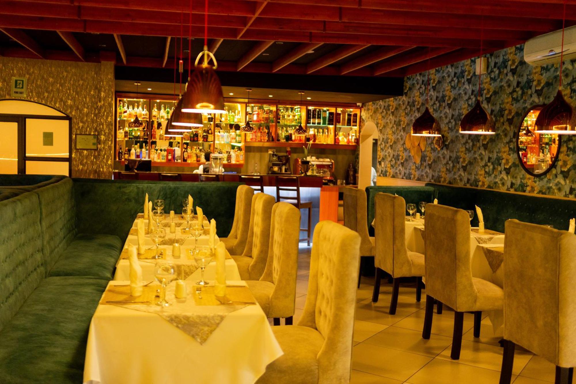 Casa Mia Lodge & Restaurant Блантайр Экстерьер фото