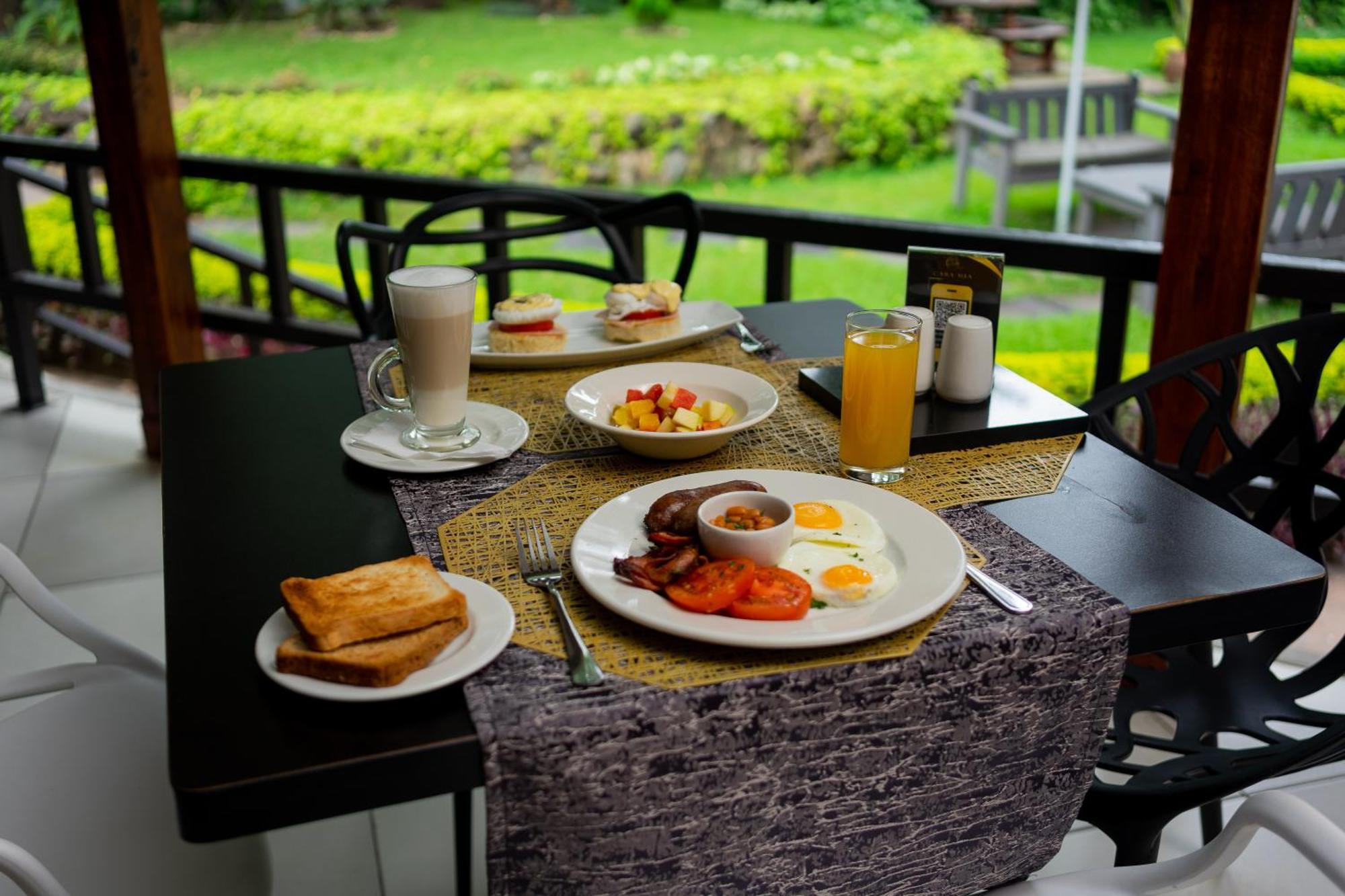 Casa Mia Lodge & Restaurant Блантайр Экстерьер фото