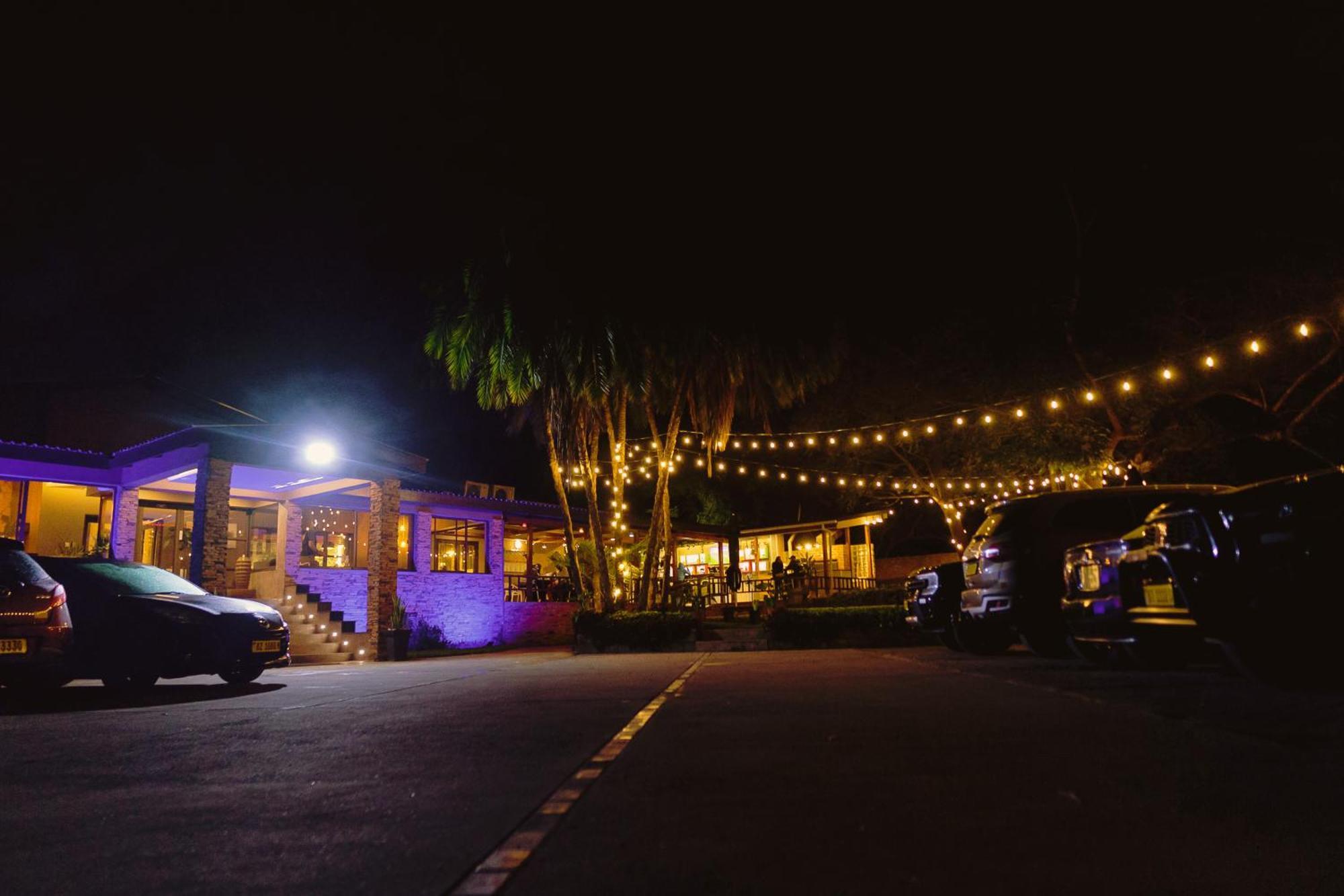Casa Mia Lodge & Restaurant Блантайр Экстерьер фото